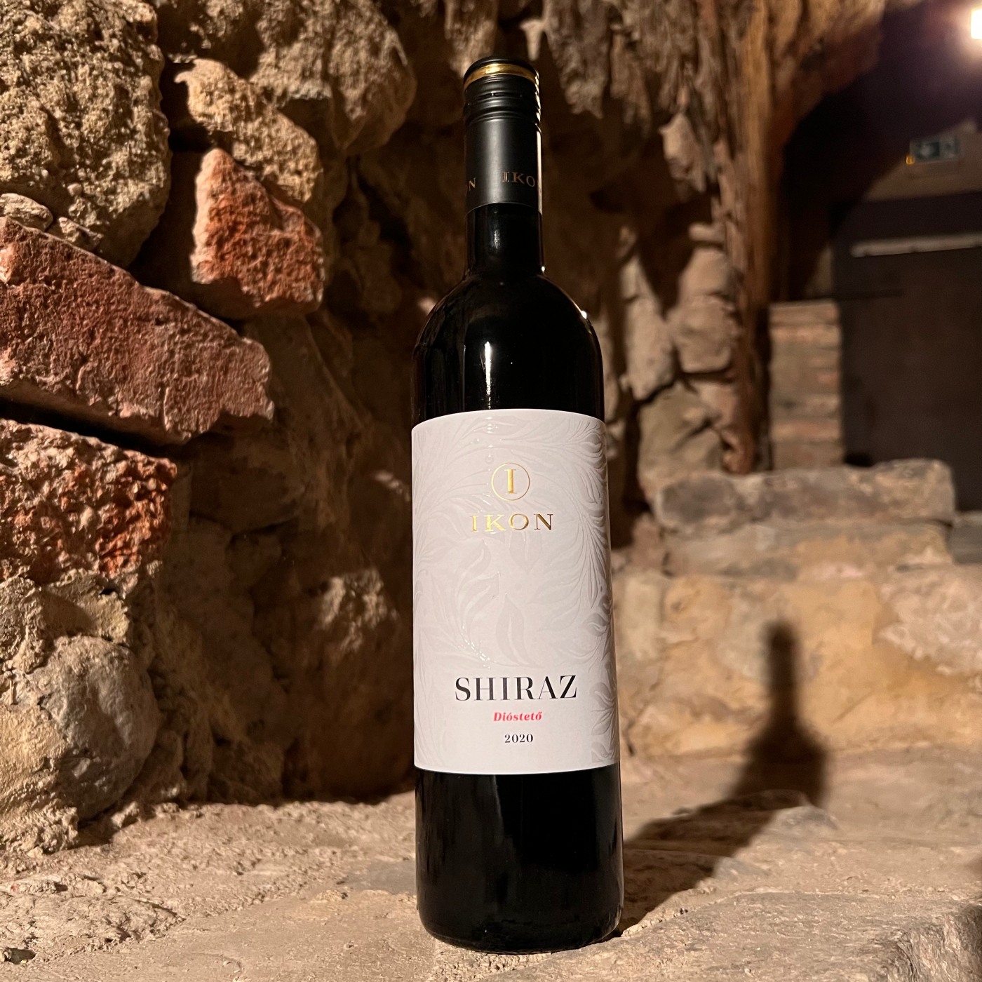 Ikon-Shiraz-2020-Wein-aus-Ungarn