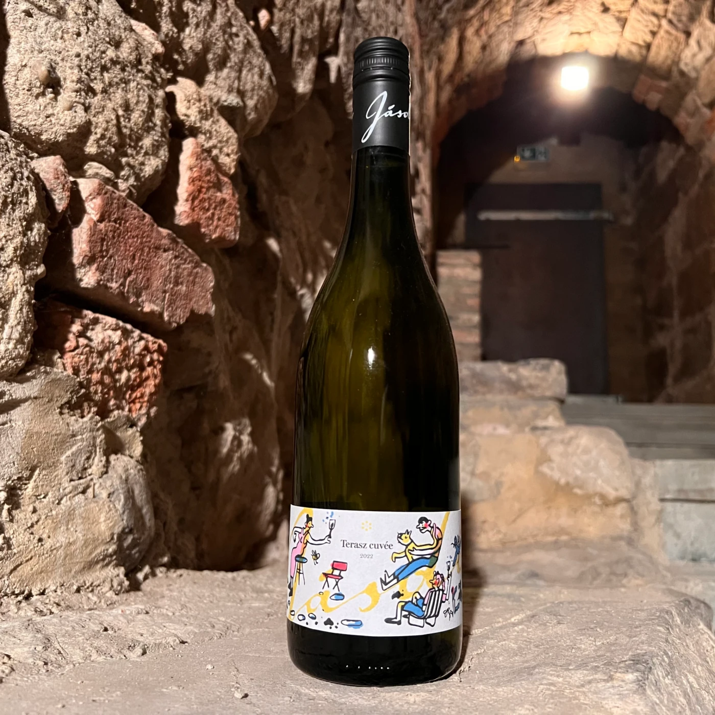 Jasdi-Terasz-Cuvee-2021-Wein-aus-Ungarn